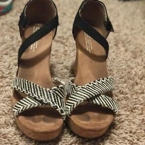 Toms Wedges